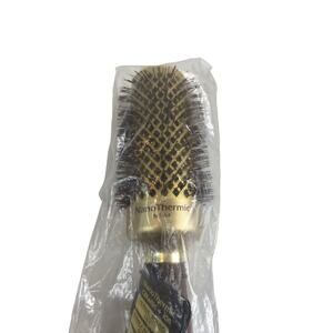 New In Package Olivia Garden Nano Thermic NT-44 Brush